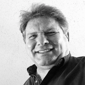 Portrait of local artist and instructor David Junker.