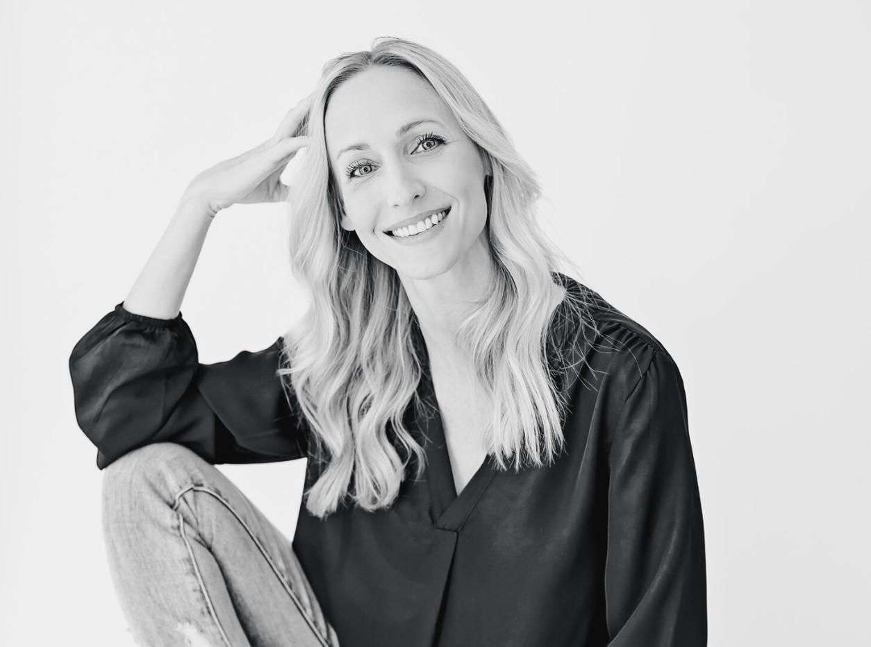 Portrait of artist and instructor Kat Chudy, a Tallahassee-based artist specializing in fiber art, sculpture, ceramics, and printmaking, teaching printmaking classes at Thomasville Center for the Arts.